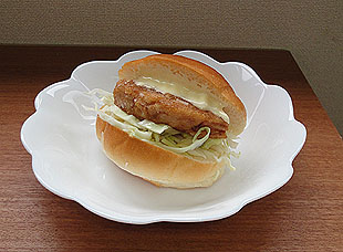 車麩バーガー バターロール版